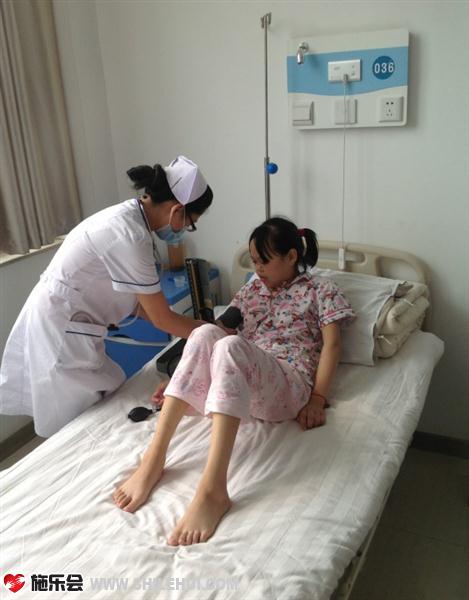 善心莲心&nbsp;<wbr>助医肾衰竭患者裴灵通